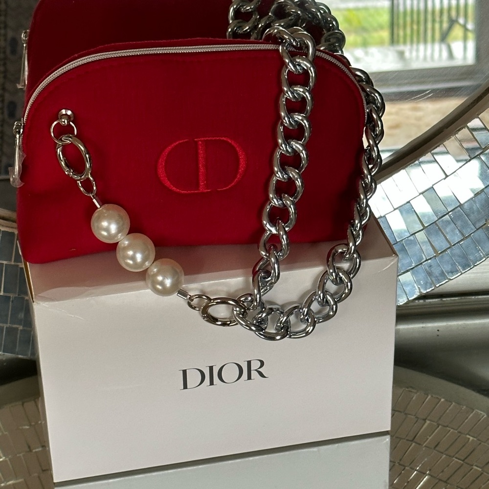 Dior - Picture 15 of 16